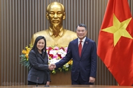 Prime Minister Le Minh Hung receives new U.S. ambassador